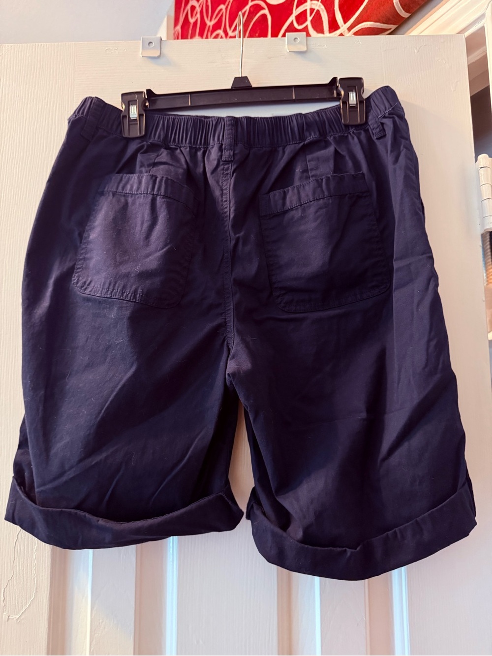 💙 Karen Scott Navy Cargo Bermuda Shorts Size 12 | Roll Tab Casual Utility Shorts - Picture 4 of 7